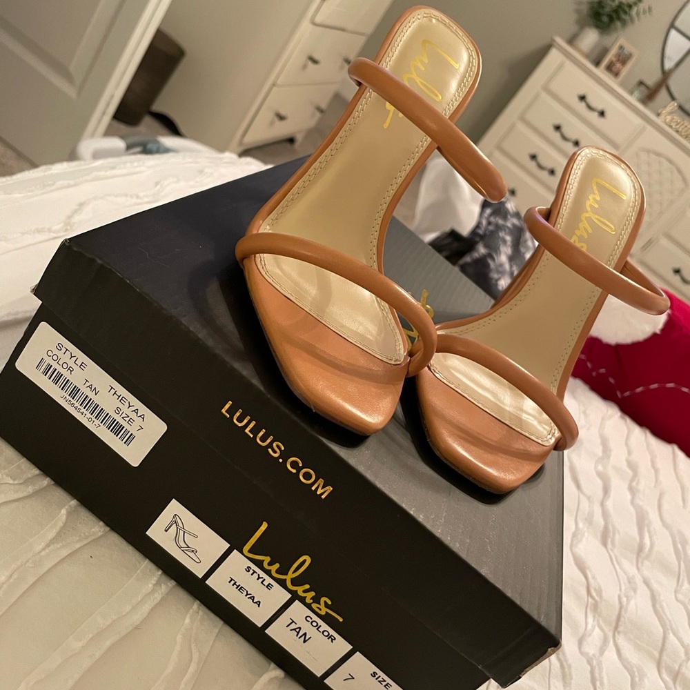 LULUS heels
